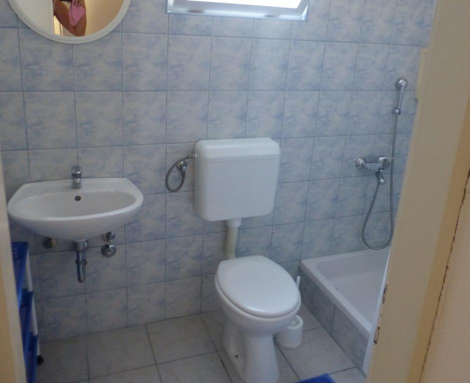 Guesthouse Bracanovic ฮวาร์ ห้อง รูปภาพ